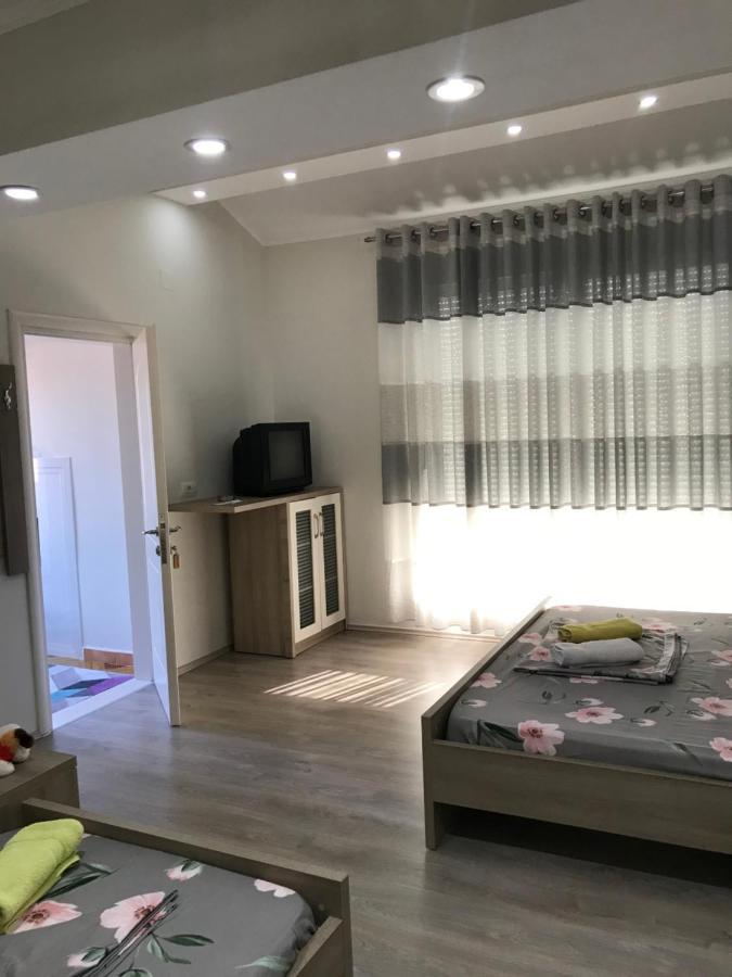 Guesthouse Bellavista Berat Exterior foto
