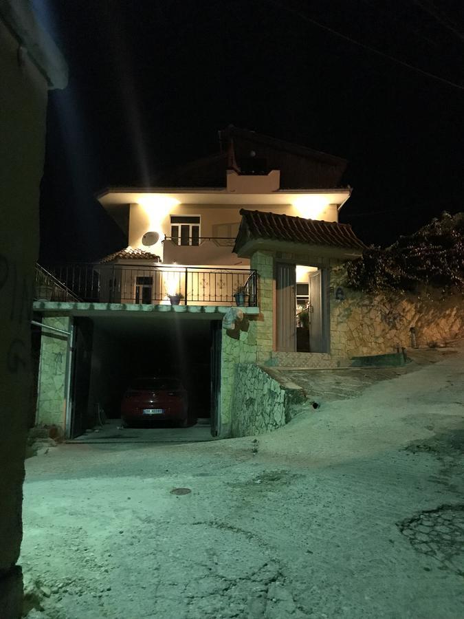 Guesthouse Bellavista Berat Exterior foto