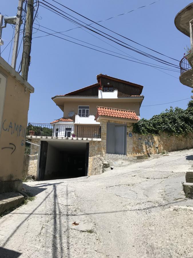 Guesthouse Bellavista Berat Exterior foto